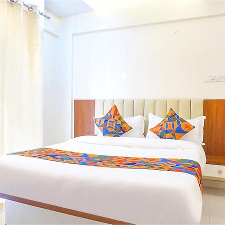 Fabhotel Majestic Luxurious - Nr Rajaram Bhiku Pathare Stadium Púna Exteriér fotografie