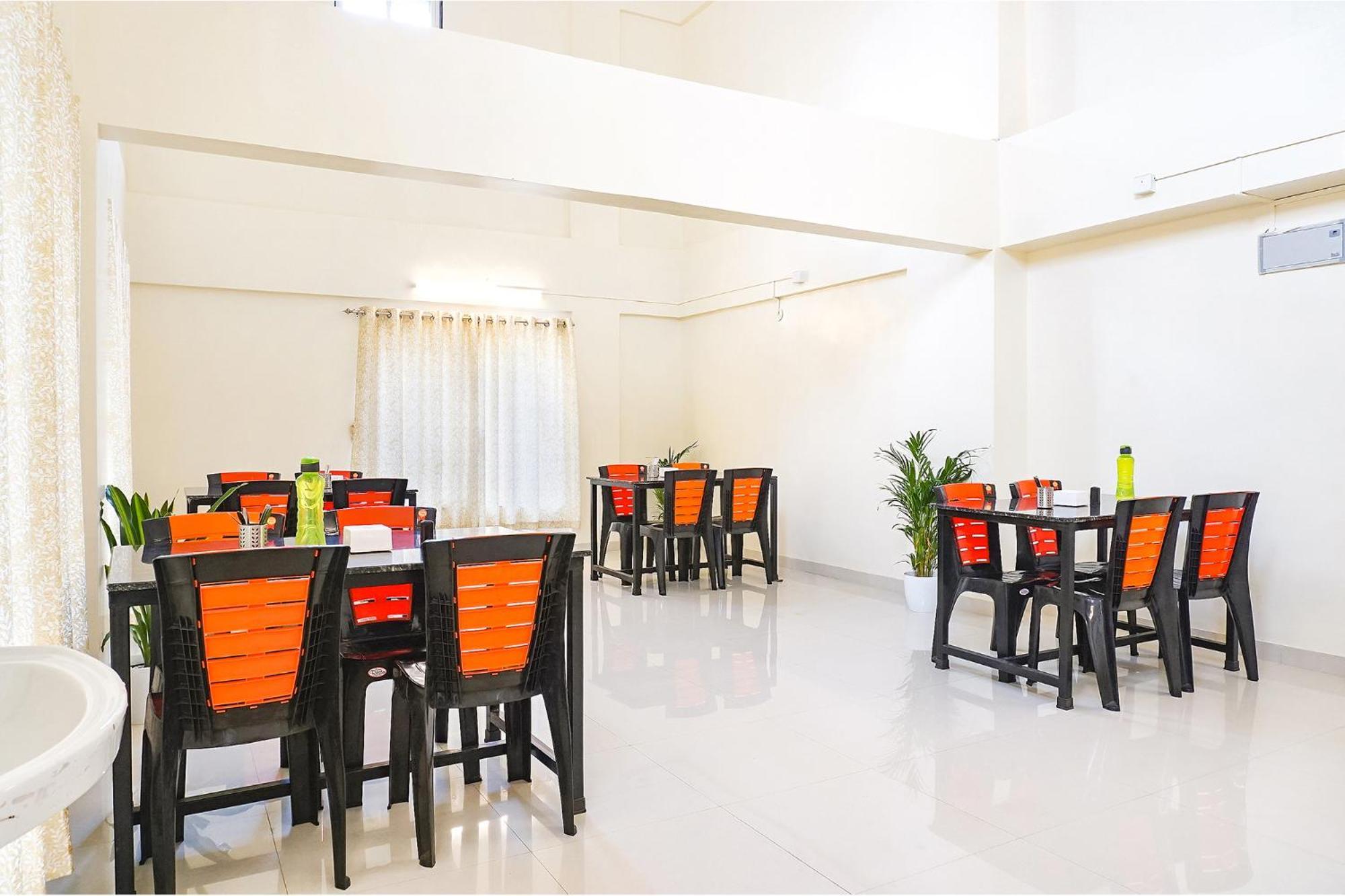 Fabhotel Majestic Luxurious - Nr Rajaram Bhiku Pathare Stadium Púna Exteriér fotografie